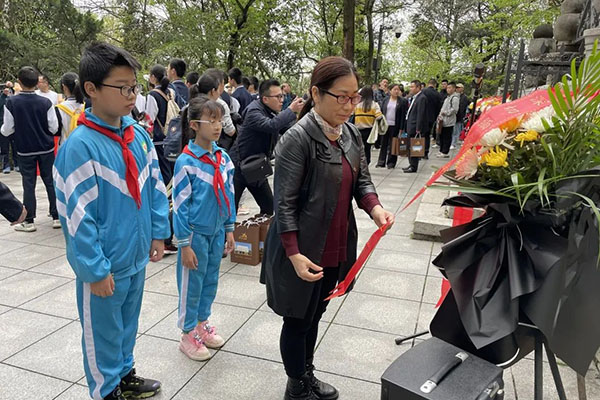 图片2.jpg